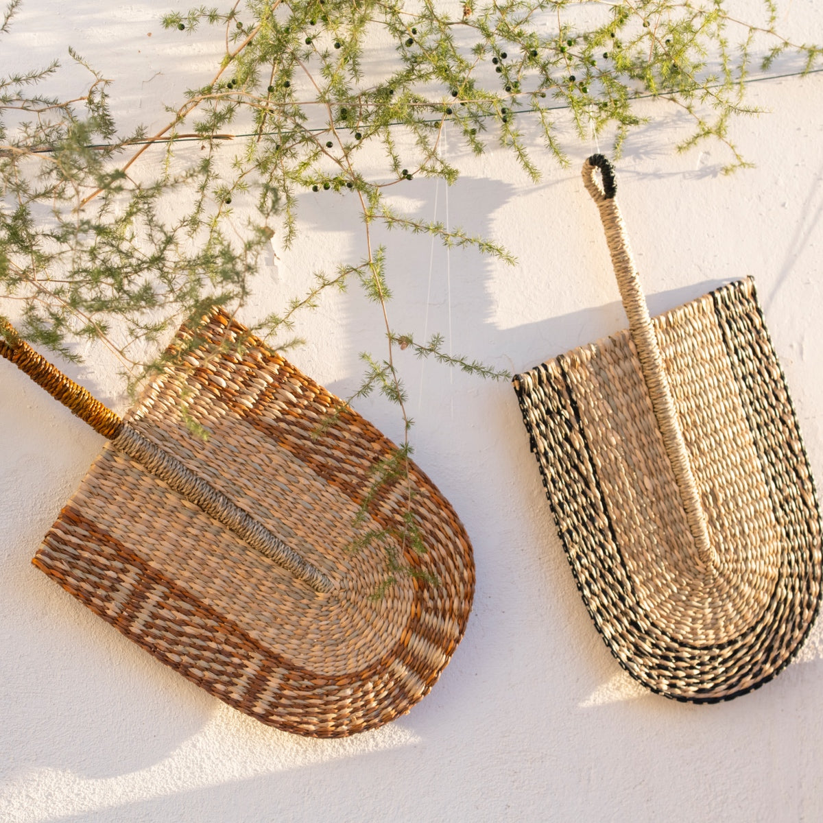 Figura decorativa abanico de fibra natural étnica