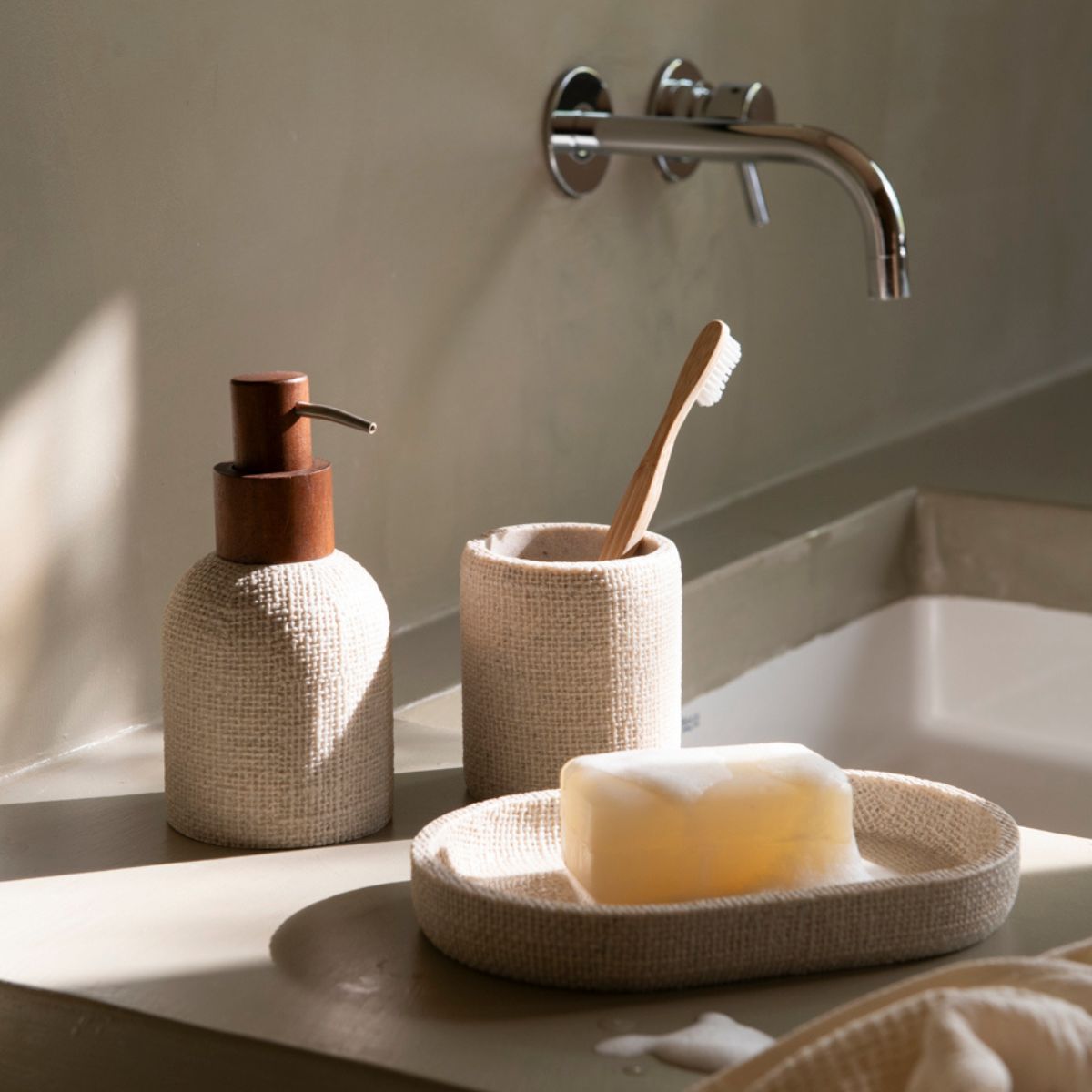 Portacepillos de baño con textura