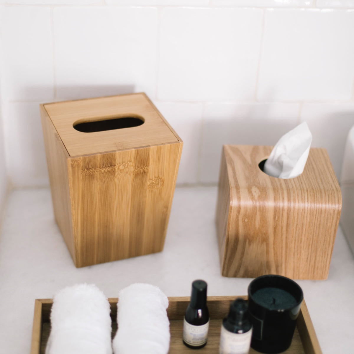 Caja para pañuelos de madera cuadrada beige