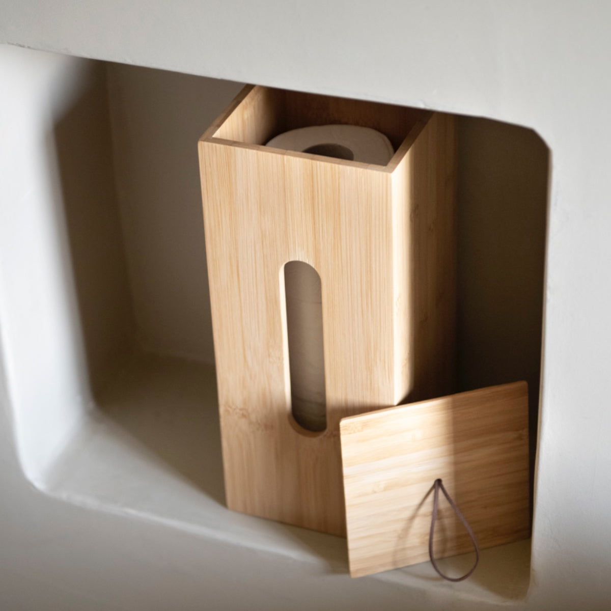 Portarrollos para recambios de papel WC de bambú
