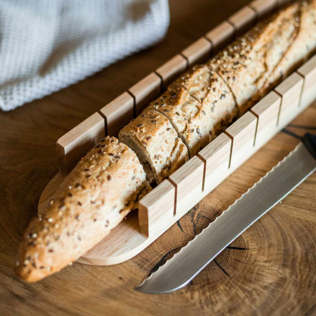 Tabla de cortar de madera para pan