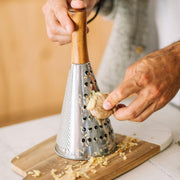 Rallador de cocina cónico