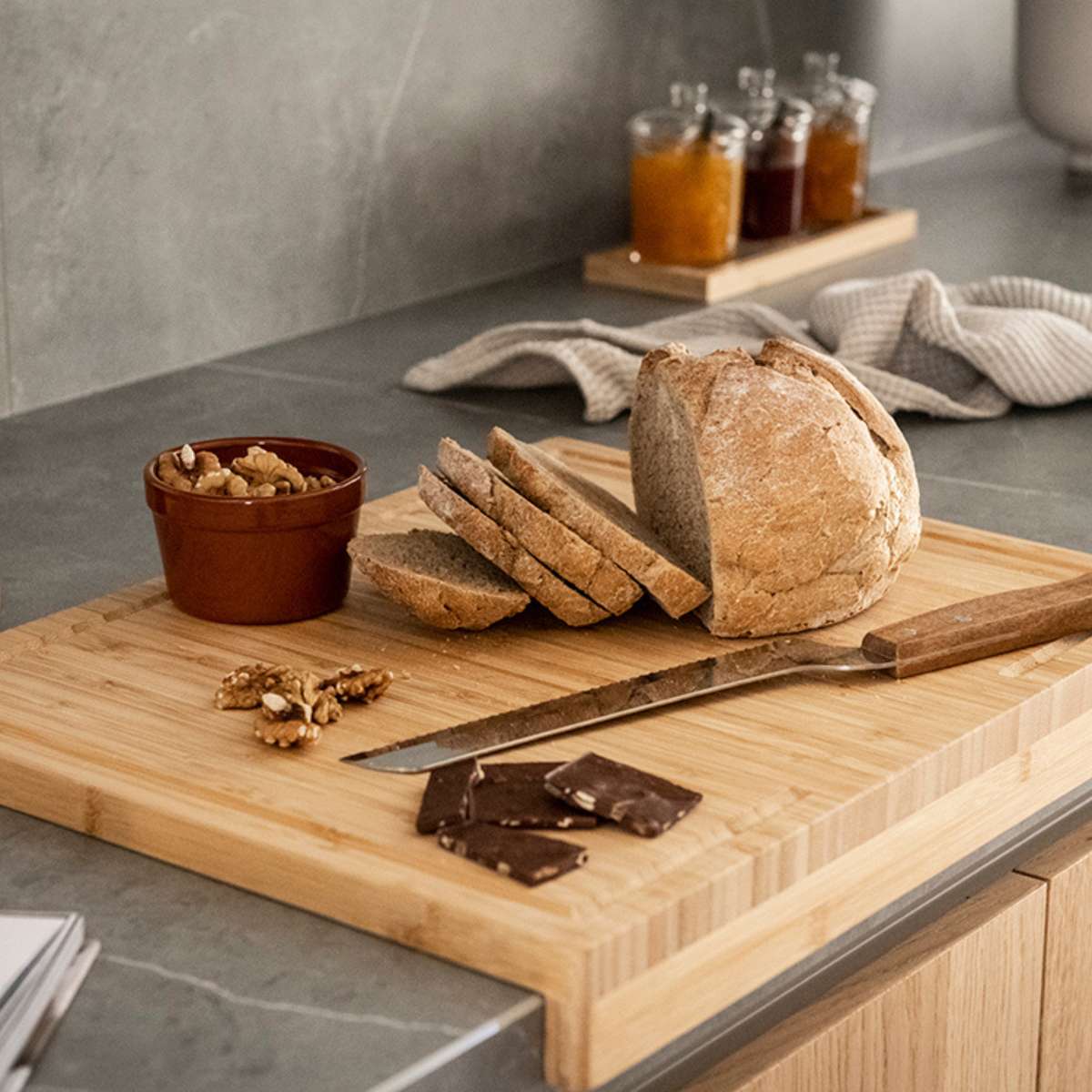 Tabla de corte de bambú para cocina moderna