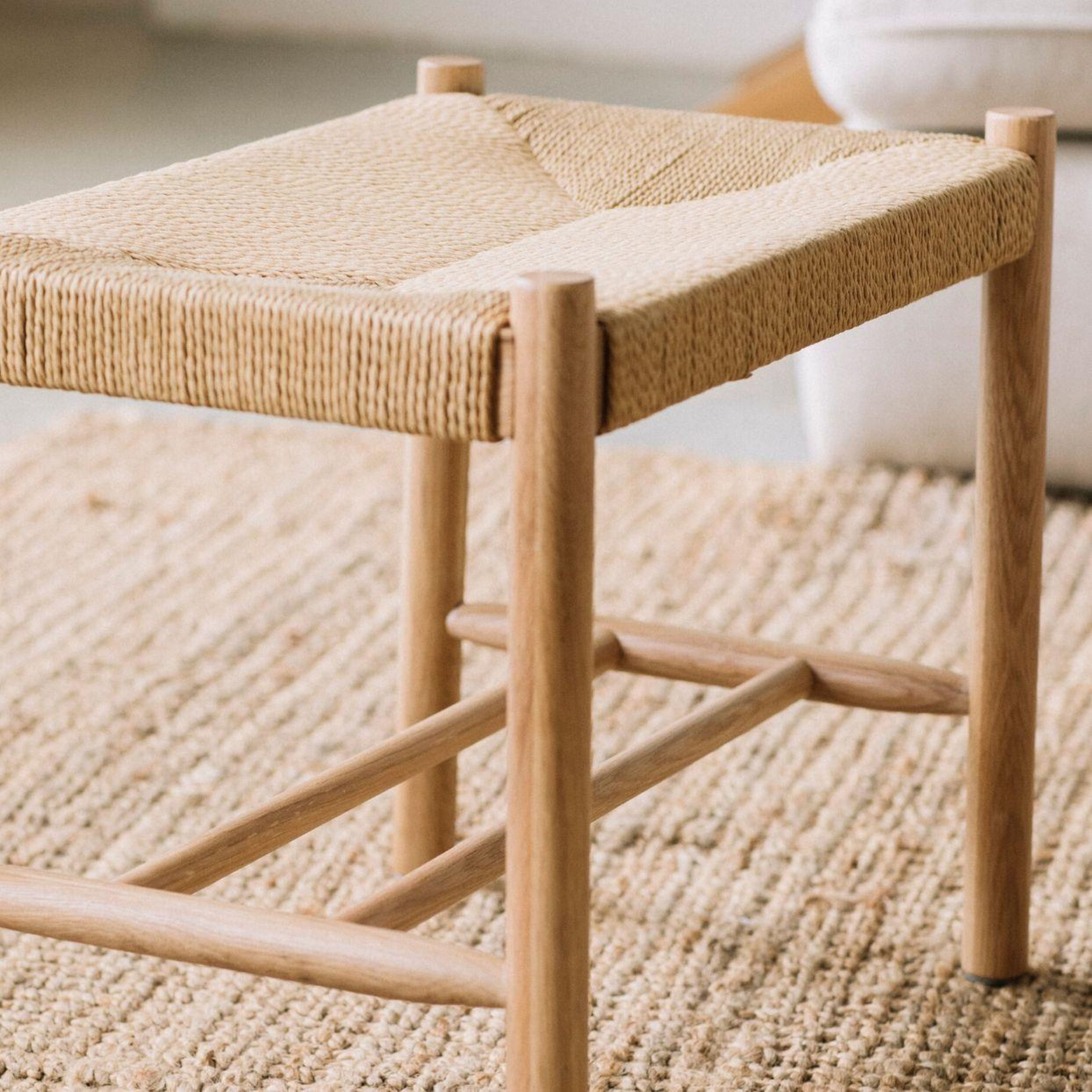 Banqueta de madera de roble clásica