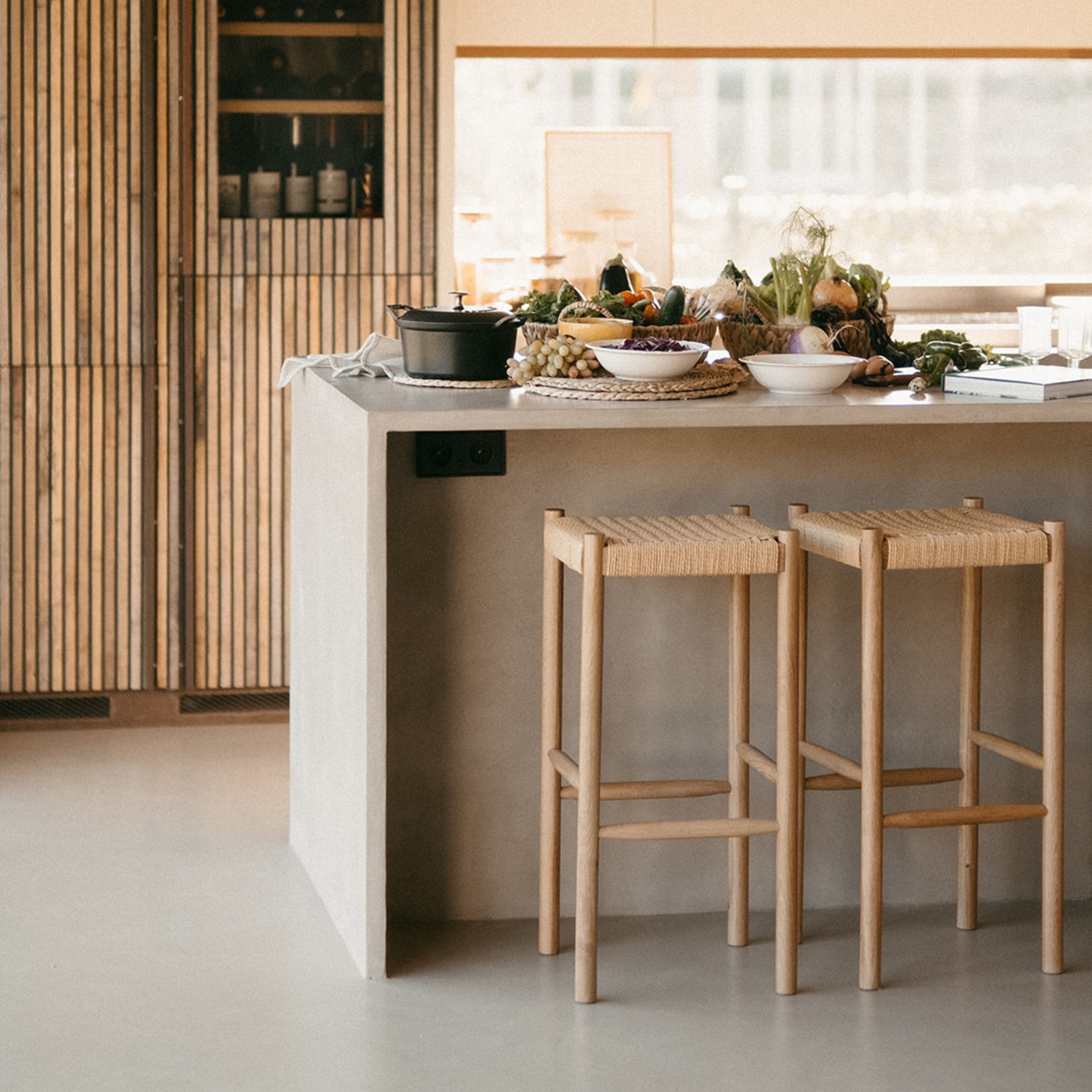 Taburete de cocina nórdico de madera