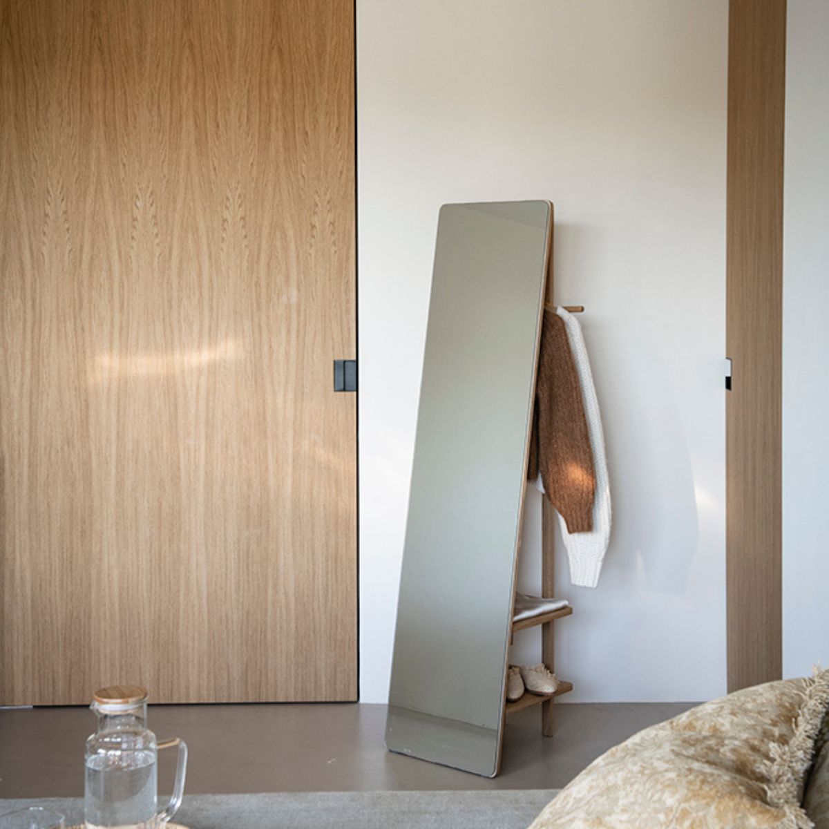 Espejo estante vestidor nórdico de madera