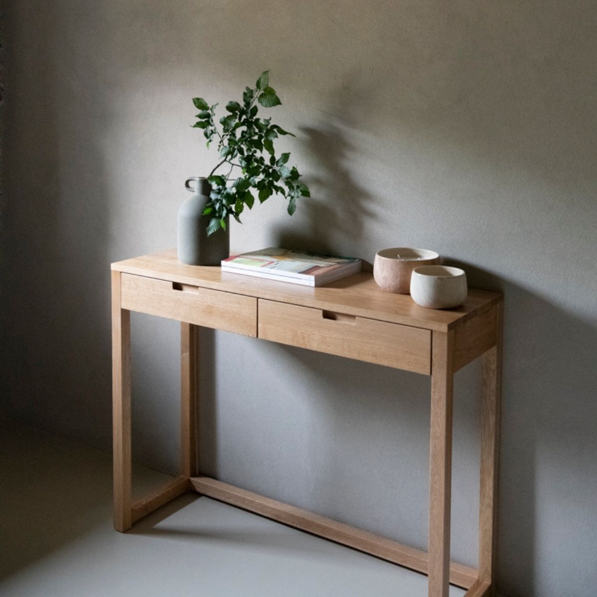 Mesa consola de madera de roble
