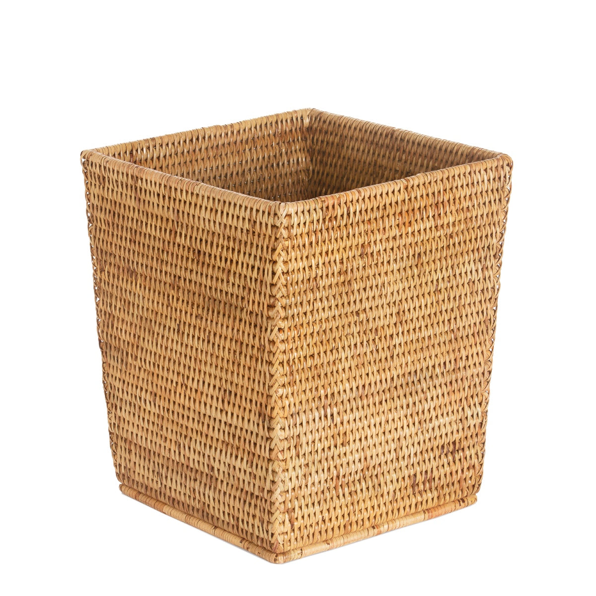 Papelera cuadrada de ratán